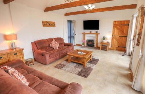 Alford Casa | Barn Cottage