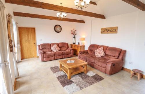 Alford Casa | Barn Cottage
