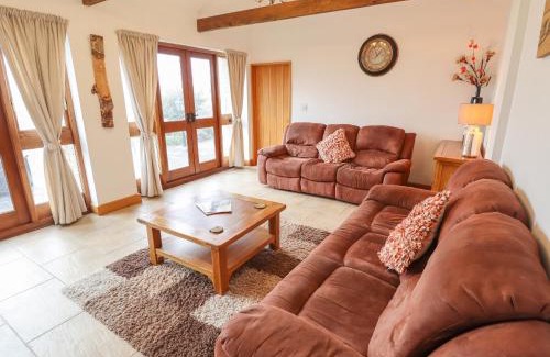 Alford Casa | Barn Cottage