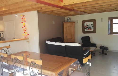 Loubeyrat Casa | Grange 1851 bellamente restaurado en 2016. Las 4 estrellas. Chatel Cerrar