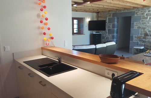 Loubeyrat Casa | Grange 1851 bellamente restaurado en 2016. Las 4 estrellas. Chatel Cerrar