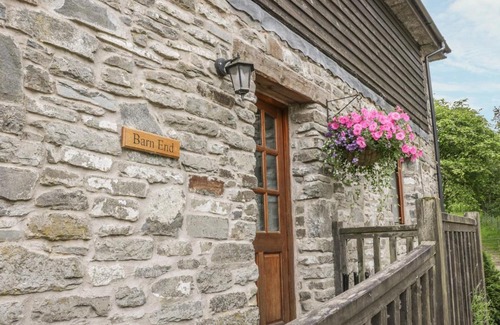 Felindre Casa | Barn End, Knighton
