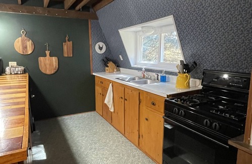 Bemus Point Casa | Barn in Bemus Point -1 mile to Chautauqua Lake and right on the snowmobile trail