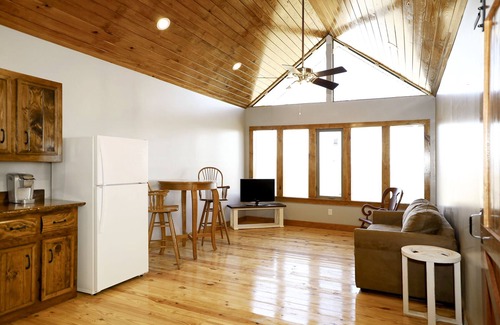 Big Creek Casa | Barn Loft Apt 2 with Lake & Mountain views & custom wood accents through out.