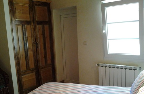 Outes Apartamento | Granero Loft con vistas desde arriba del árbol