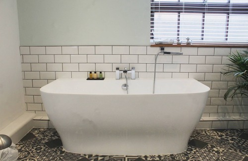 Hickling Cama Y Desayuno | Suite-Baño en la habitacion-Vista al campo-Family Bathroom