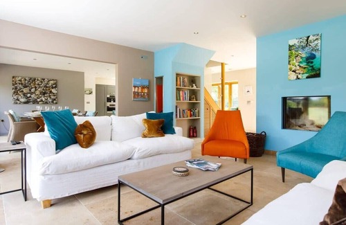 Chichester Casa | Barn-style Country Retreat Close to Marina
