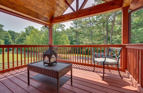 Huber Apartamento | Barn-Style Georgia Vacation Rental - Pet Friendly!
