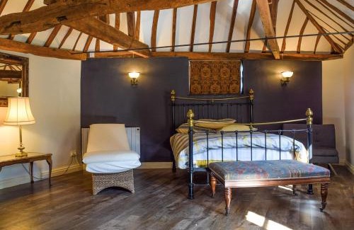 Wooburn Moor Casa | Barn Suite
