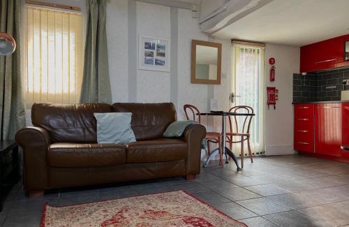 Roughton Casa | Barnacle Barn, North Norfolk