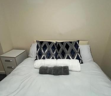 Chelmsford Casa | Barnfield Rooms