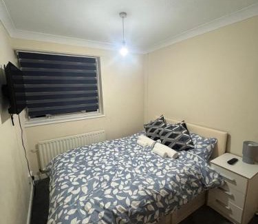 Chelmsford Casa | Barnfield Rooms