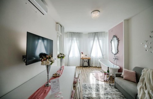Crescenzago Apartamento | ⁂ Barocco ⁂ Biliardo - Ping pong - Vasca - WiFi