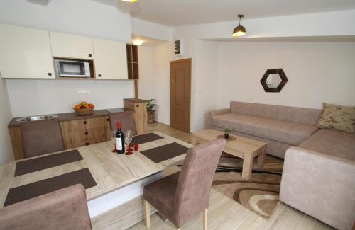 Maini Apartamento | Baron