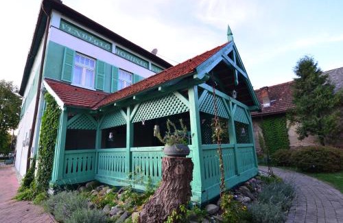Betliar Cama Y Desayuno | Baronka Bed & Breakfast & Bistrot