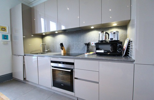 West Kensington Apartamento | Barons Court Queens Club by Viridian Apartments