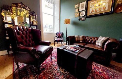 Newington Casa | Barony House 5 Star Boutique Guest House BK Direct