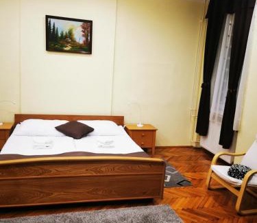 Szolnok Apartamento | Baross-hat 5