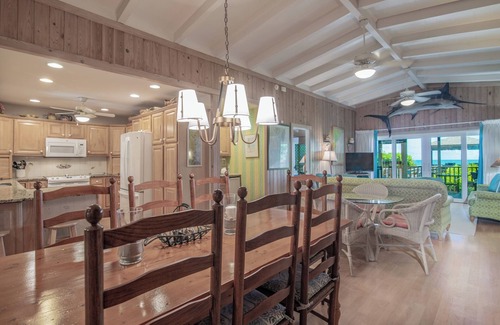 Pawleys Island Casa | Barracks Ocean front 5 bedroom home with elevator on Pawleys Island