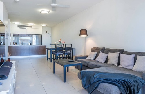 Bulimba Apartamento | Barramul on the Park Sleeps 6 Guests