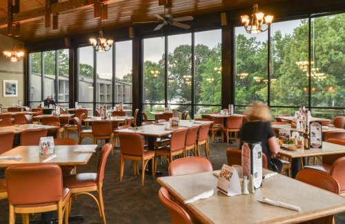 Lucas Complejo | Barren River Lake State Resort Park