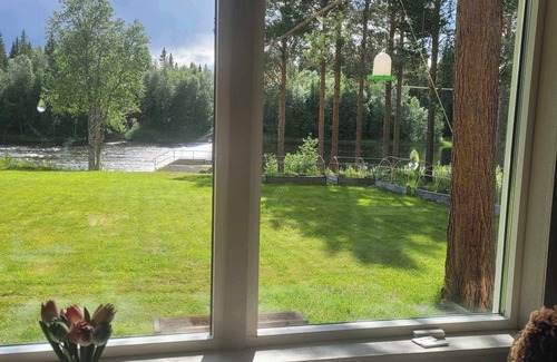 Ytterhogdal Cabina | Barrets Place by the Lake. 5 Minutes From the Beach and Kayak Centre