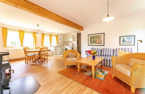 Muritz Apartamento | Apartamento sin barreras Schwalbe, 4 pers., Chimenea (1) - Feriendorf Müritzufer