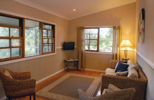 Gloucester Casa | Barrington Hideaway- River Cottages