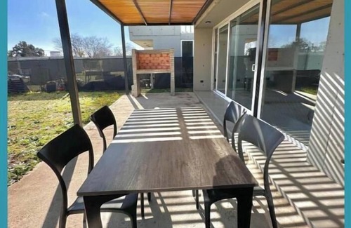 Junín Casa | Barrio Pueblo House