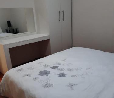 Newton Park Apartamento | BARRY MICASA SELF CATERING ACCOMMODATION
