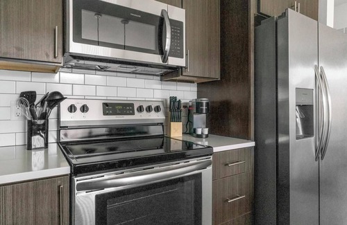 Richmond Apartamento | Barsala l Modern 1BD near the Arts District in Richmond