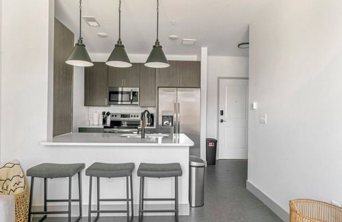 Richmond Apartamento | Barsala l Modern 1BD near the Arts District in Richmond