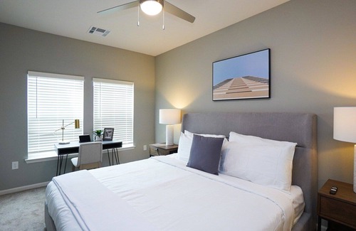 University Place Apartamento | Spire 2BD/2BA 2 - Dos Habitaciones Piso, Capacidad 4