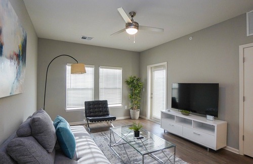 University Place Apartamento | Spire 2BD/2BA 2 - Dos Habitaciones Piso, Capacidad 4