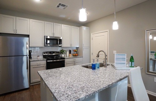 University Place Apartamento | Spire 2BD/2BA 2 - Dos Habitaciones Piso, Capacidad 4