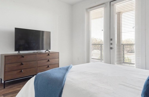 Austin Apartamento | Barsala l Texas Hill Country 1BD: Resort Pool, Wine Fridge Retreat