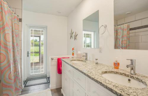 Caloosahatchee Casa | Barsl Retreat