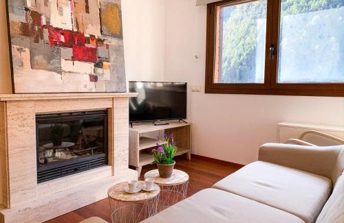 Arinsal Apartamento | Barthe Holidays I Apartamento Moderno en Arinsal 5PAX I Ideal grupo o familia, Parking, Pet friendly I Perafita