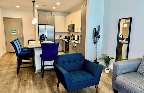 Deerwood Apartamento | Genoa's Apartment. 2 Beds, 1 Bath