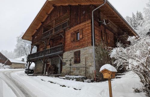 Saint-Jean-de-Sixt Apartamento | Bas de chalet au coeur des Aravis, entre lac et montagne