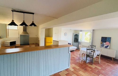 Nice Apartamento | Bas de Villa Avec Terrasse Dans la Nature à Seulement 15 mns de Nice