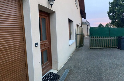 Giron Apartamento | Bas-Jura apartment in Giron