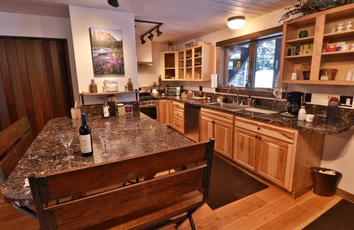 Cooke City-Silver Gate Chalet De Esquí | Base Camp to Yellowstone and the Beartooth Pass