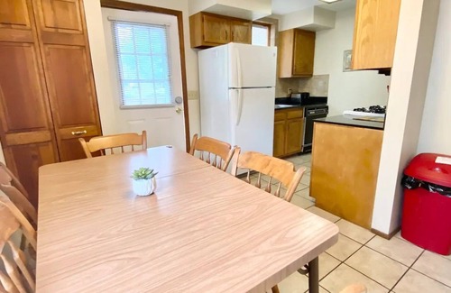 Oneonta Casa | Baseball Property Sleeps 20 Great for Teams