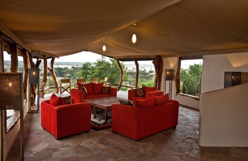 Maasai Mara Otro | Basecamp Eagle View