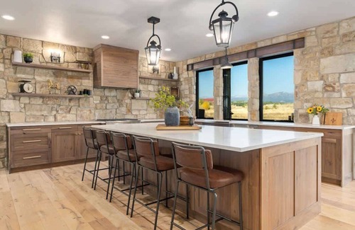 Clawson Casa | Basecamp Stays: Lux Retreat, Teton Views, 3 Acres!