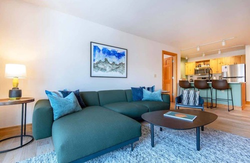 Driggs Condominio | Tranquil Retreat, Hot Tub, Shuttle!