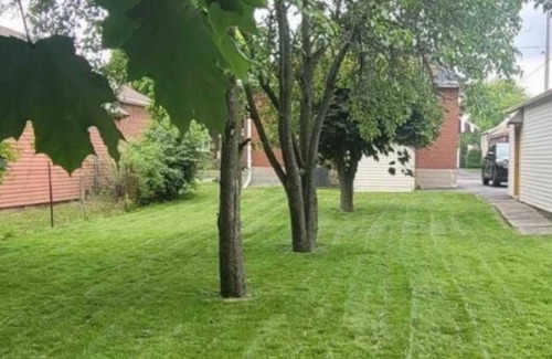 Durham Region Casa | Basement apartment at 240, Oshawa area
