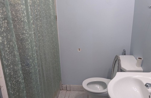 Meadowvale Village Casa | Basement apartment near Toronto Pearson airport
