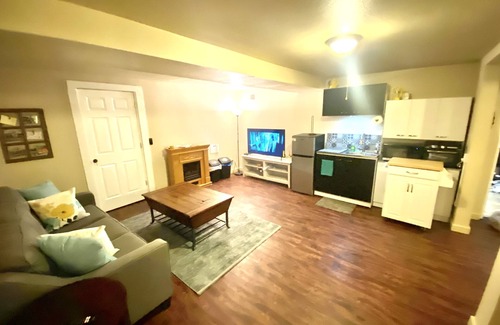 Jackson Apartamento | Basement Apartment on Historic Main Street Jackson AMAZING PATIO!